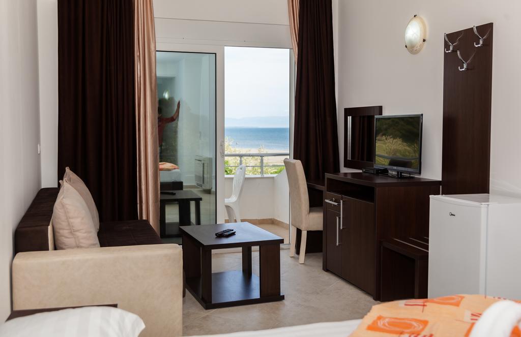 Apartments Art Ulcinj Quarto foto